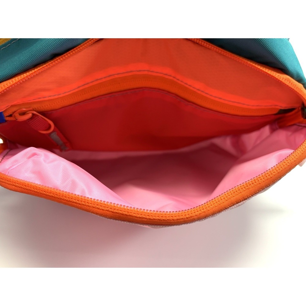 Cotopaxi Del Día Dopp Kit Toiletry Bag Multicolor Travel Organizer Zip Pouch - Picture 8 of 9